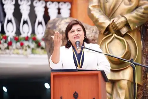 La médica internista Joana del Rosario Cabrera Pimentel asumirá desde hoy el cargo de gobernadora regional de La Libertad, tras la renuncia de César Acuña Peralta. ANDINA/Difusión