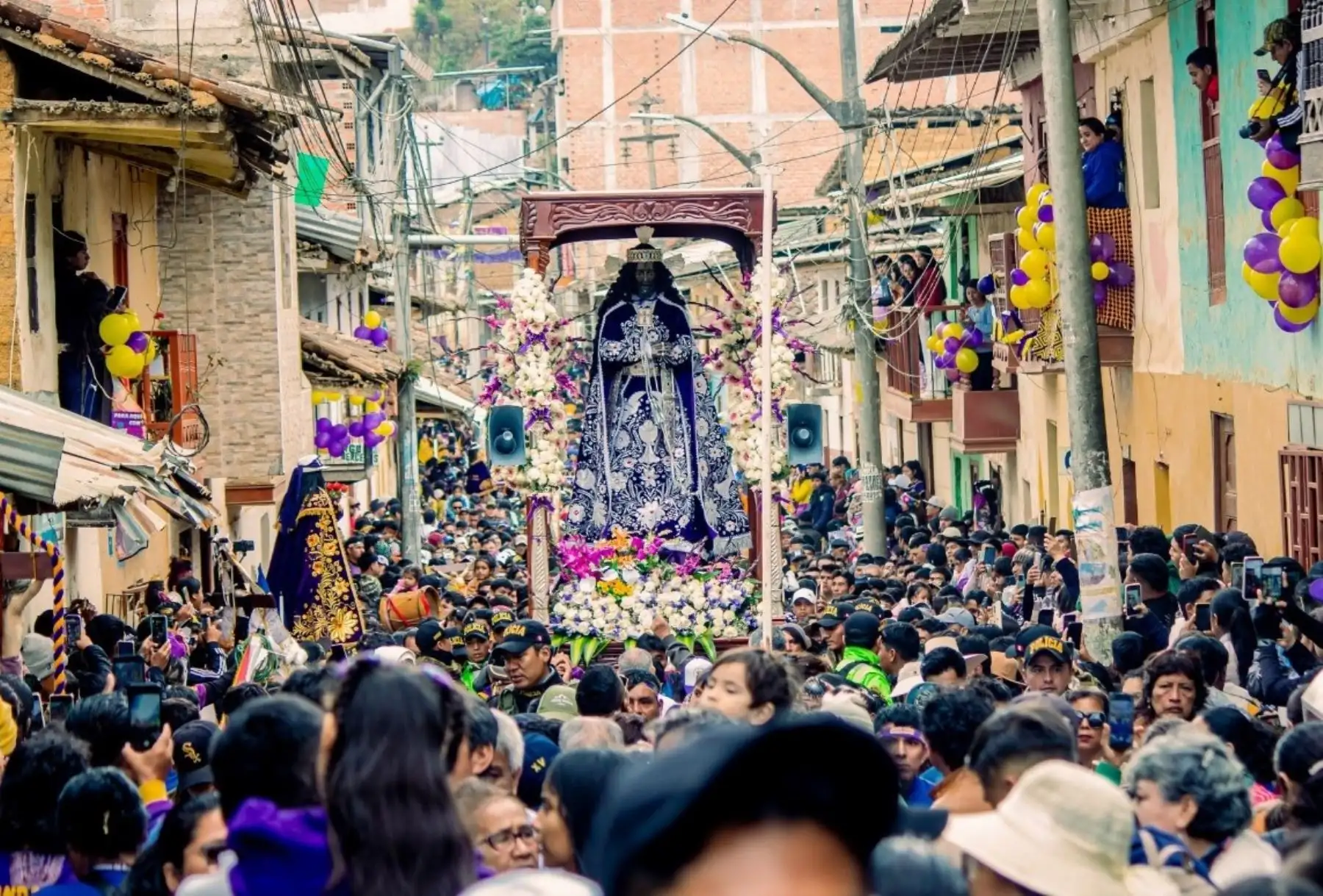 Piura: miles de fieles peregrinan a Ayabaca para celebrar la Festividad del Señor Cautivo
