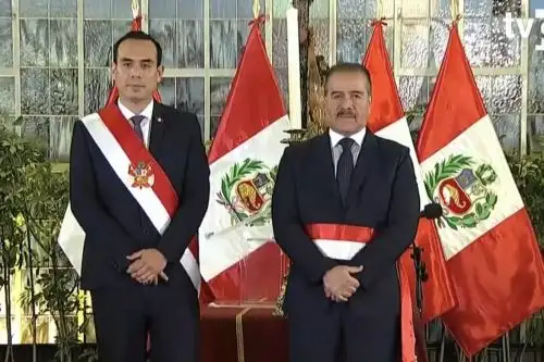 Ministro de Salud, Luis Quiroz