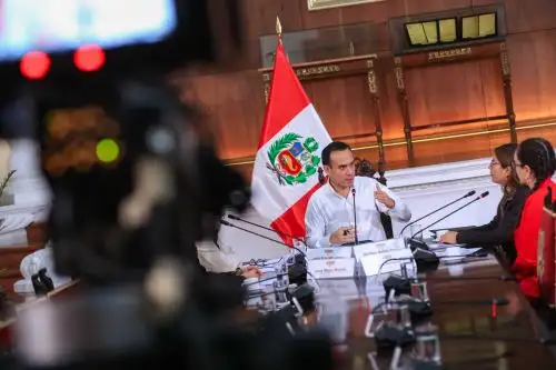 Presidente José Jerí se reúne con representantes de la Sociedad Nacional de Intérpretes