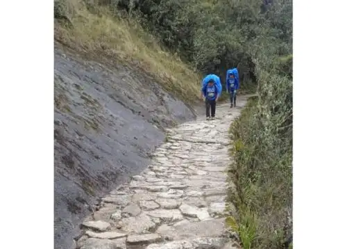 La Gercetur Cusco reveló que durante una intervención a porteadores, operadores turísticos y guías en el ingreso al Camino Inca a Machu Picchu se hallaron medicamentos vencidos. ANDINA/Difusión