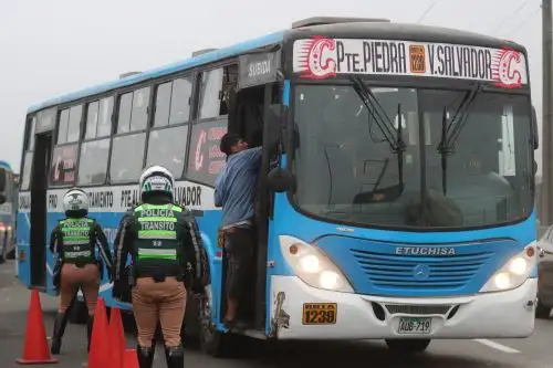 "Los Chinos" es una de las empresas que acatará paralización hoy martes 4 de noviembre, asegura Martín Ojeda. Foto ANDINA