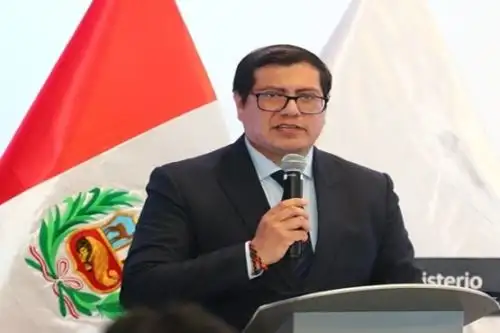El ministro del Ambiente, Miguel Ángel Espichán, remarcó su compromiso de trabajar con transparencia, vocación de servicio y sentido de urgencia. Foto: Minam