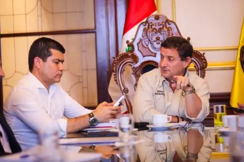 La Municipalidad de Lima, solicitó al ministro de Vivienda su evaluación para apoyar el desarrollo de esta gran iniciativa, que ofrecerá espacios habitacionales de calidad, áreas verdes y servicios públicos para miles de familias peruanas.ANDINA/Difusión