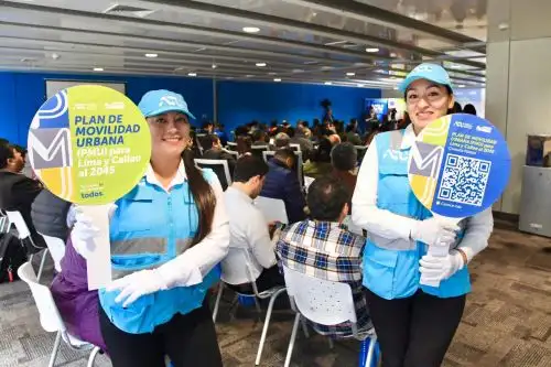 El PMU propone una revolución en la movilidad urbana con la migración hacia un Sistema Integrado de Transporte (SIT) cuyo eje central es el transporte público. Entre sus objetivos están la reducción de los tiempos de viaje, la mejora de la conectividad entre distritos y la modernización y expansión de la red de transporte masivo con más líneas de metro, corredores, teleféricos y rutas alimentadoras.ANDINA/Difusión