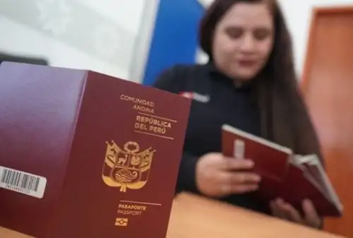 Superintendente de Migraciones explica por qué es mejor renovar el pasaporte electrónico al menos seis meses antes de su vencimiento. Foto: Andina