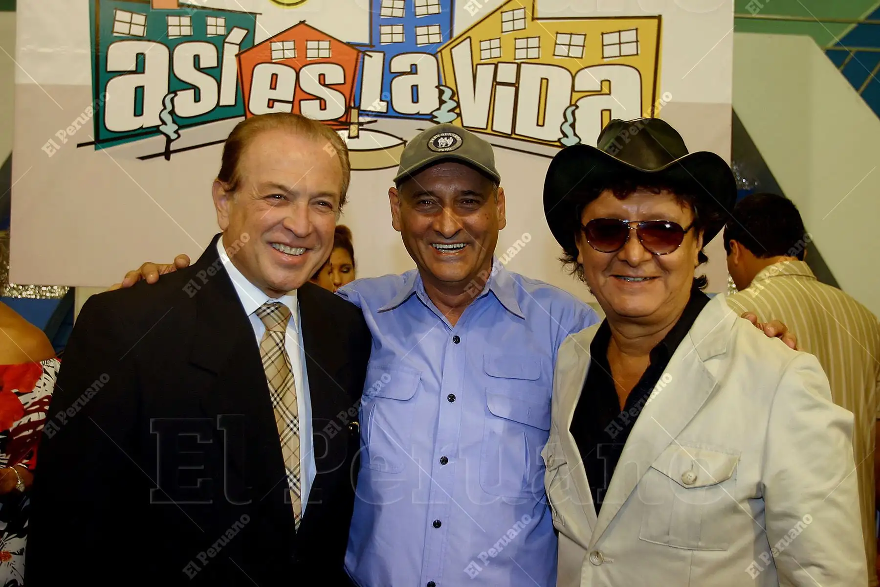 Lima - 12 abril 2007 / Rulito Pinasco, Gustavo Bueno y Adolfo Chuiman en la presentación de la serie Así es la vida. 
Foto: Diario Oficial El Peruano / Alberto Orbegoso