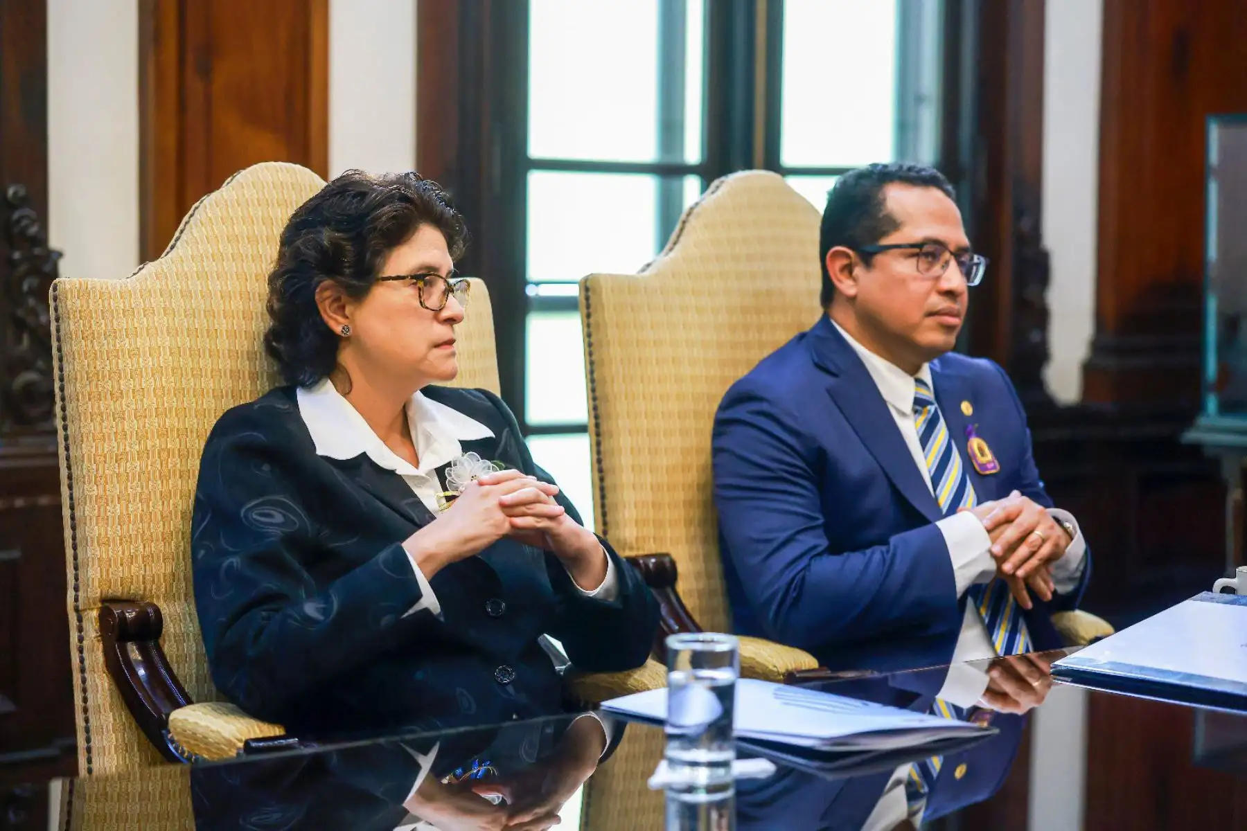 El presidente de la república, José Jerí Oré, sostuvo una reunión con los titulares de los organismos electorales: Roberto Burneo, presidente Jurado Nacional de Elecciones, Piero Corvetto, jefe de la 
ONPE y Carmen Velarde, jefa del Reniec.
Foto: ANDINA/Prensa Presidencia