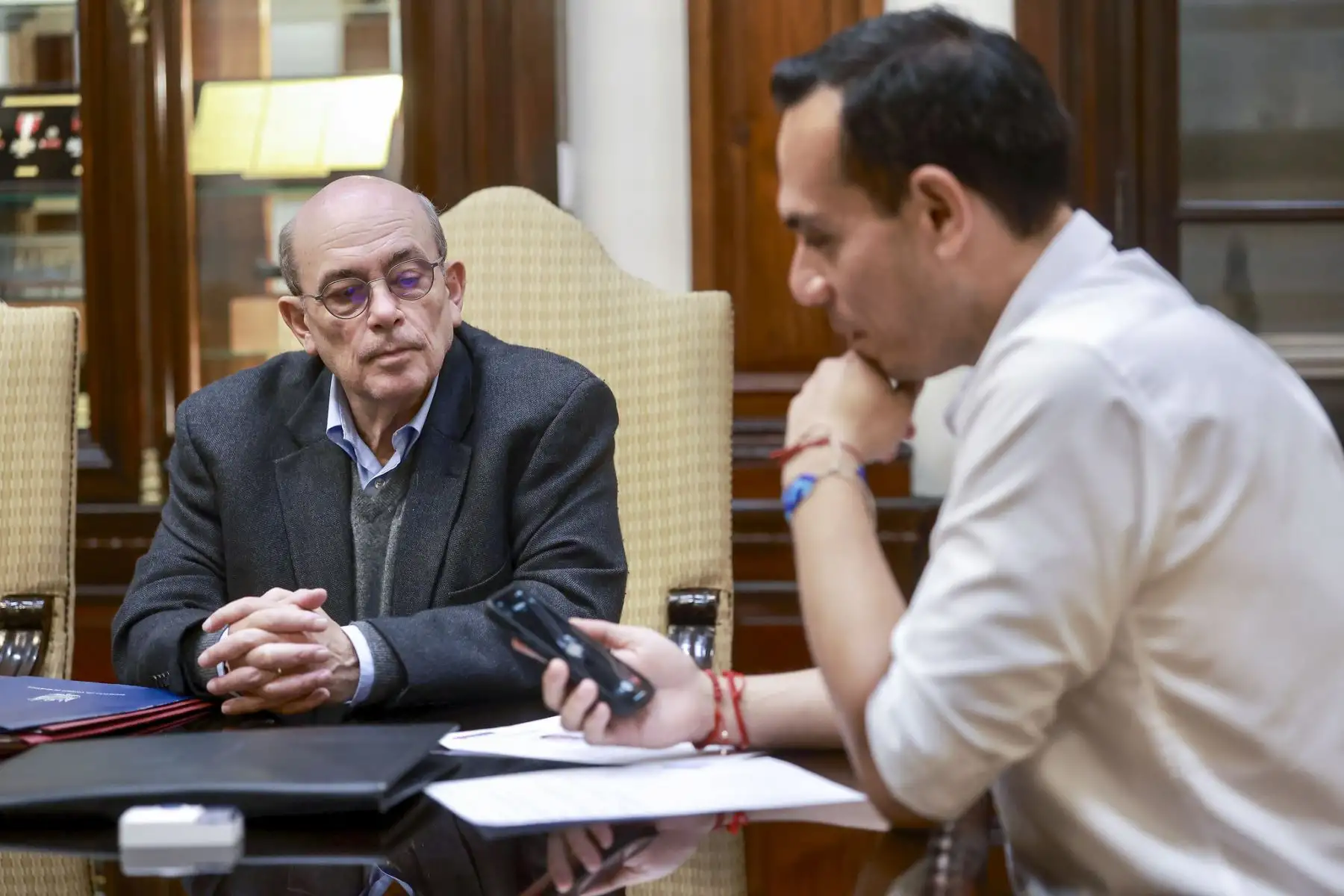 El presidente José Jerí Oré felicitó por teléfono al presidente electo de Bolivia, Rodrigo Paz Pereira, por su victoria en la segunda vuelta electoral.
Foto: ANDINA/Prensa Presidencia