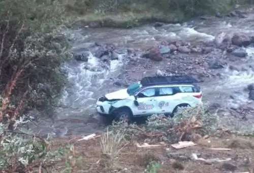 Camioneta cayó a un abismo cerca del puente El Antojo, en el distrito de Tayabamba, provincia de Pataz, región La Libertad. ANDINA/Difusión