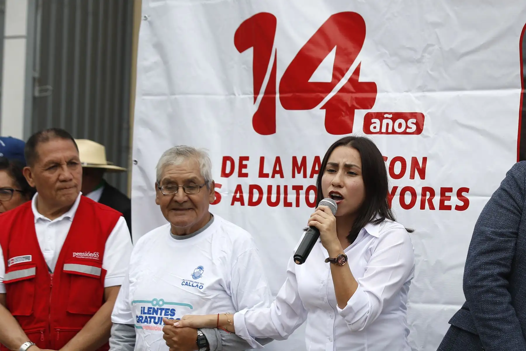 La ministra de Desarrollo e Inclusión Social, Lesly Shica Seguil participa en el Festival del Adulto Mayor por el 14 aniversario de Pensión 65 en el Callao.
Foto: ANDINA/ Eddy Ramos