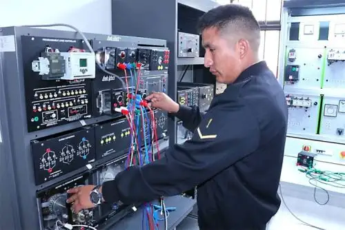 Profesionales técnicos son convocados para trabajar en la Marina del Guerra del Perú. Foto: ANDINA/archivo.