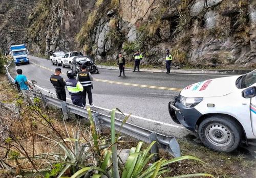 El choque entre un automóvil y un tráiler deja cinco personas heridas en la provincia de Otuzco, región La Libertad. ANDINA/Difusión