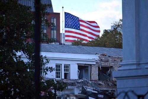 Trump ha ordenado construir una sala de baile en la Casa Blanca de unos 8,000 metros cuadrados de superficie y con una capacidad para hasta 900 personas. Foto: AFP