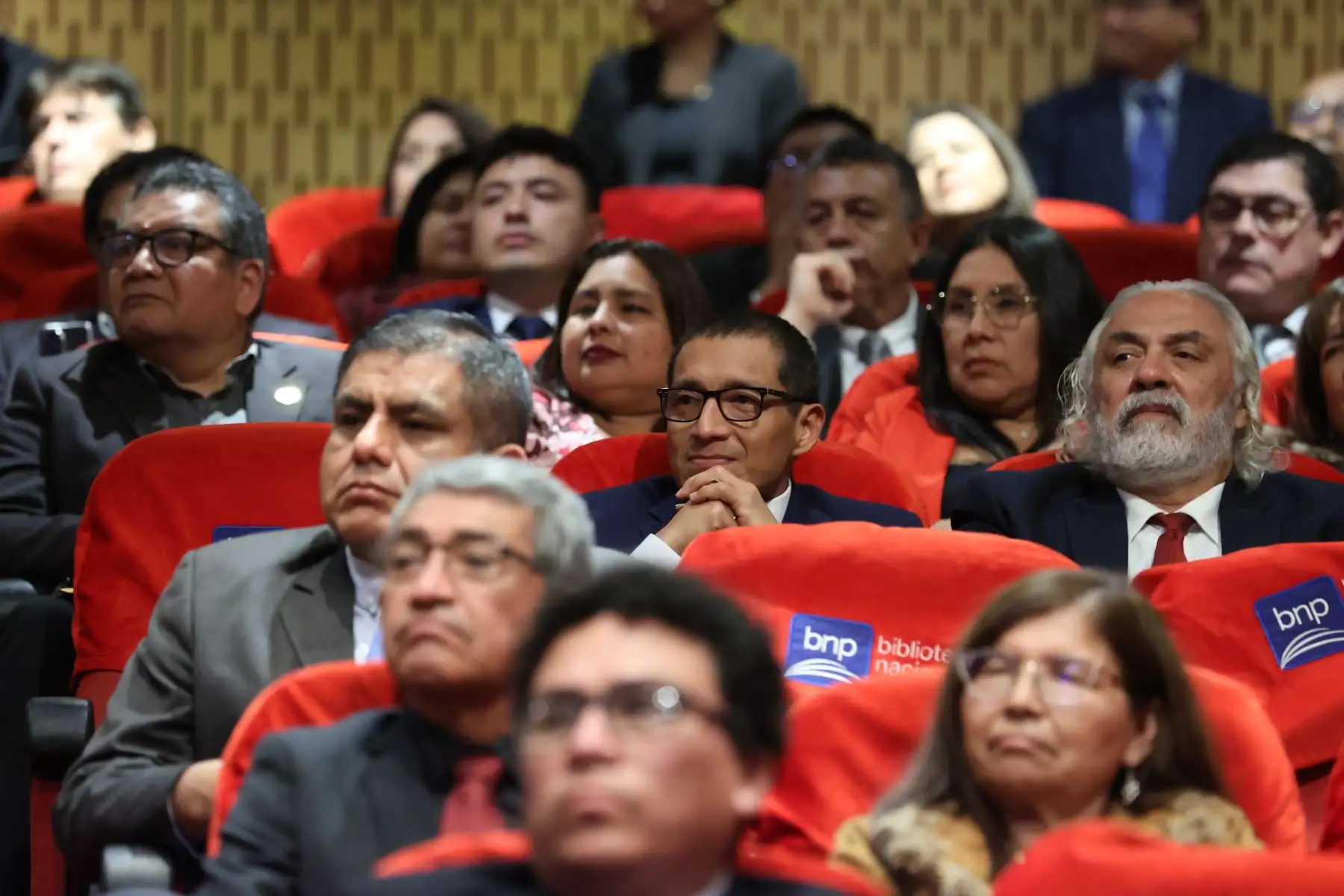 En el marco de las actividades por el bicentenario del Diario Oficial El Peruano, esta noche se desarrolla la ceremonia central en el Teatro Auditorio Mario Vargas Llosa de la Biblioteca Nacional, en el distrito de San Borja, con la participarán autoridades y trabajadores de la institución.
Foto: ANDINA/Melina Mejía