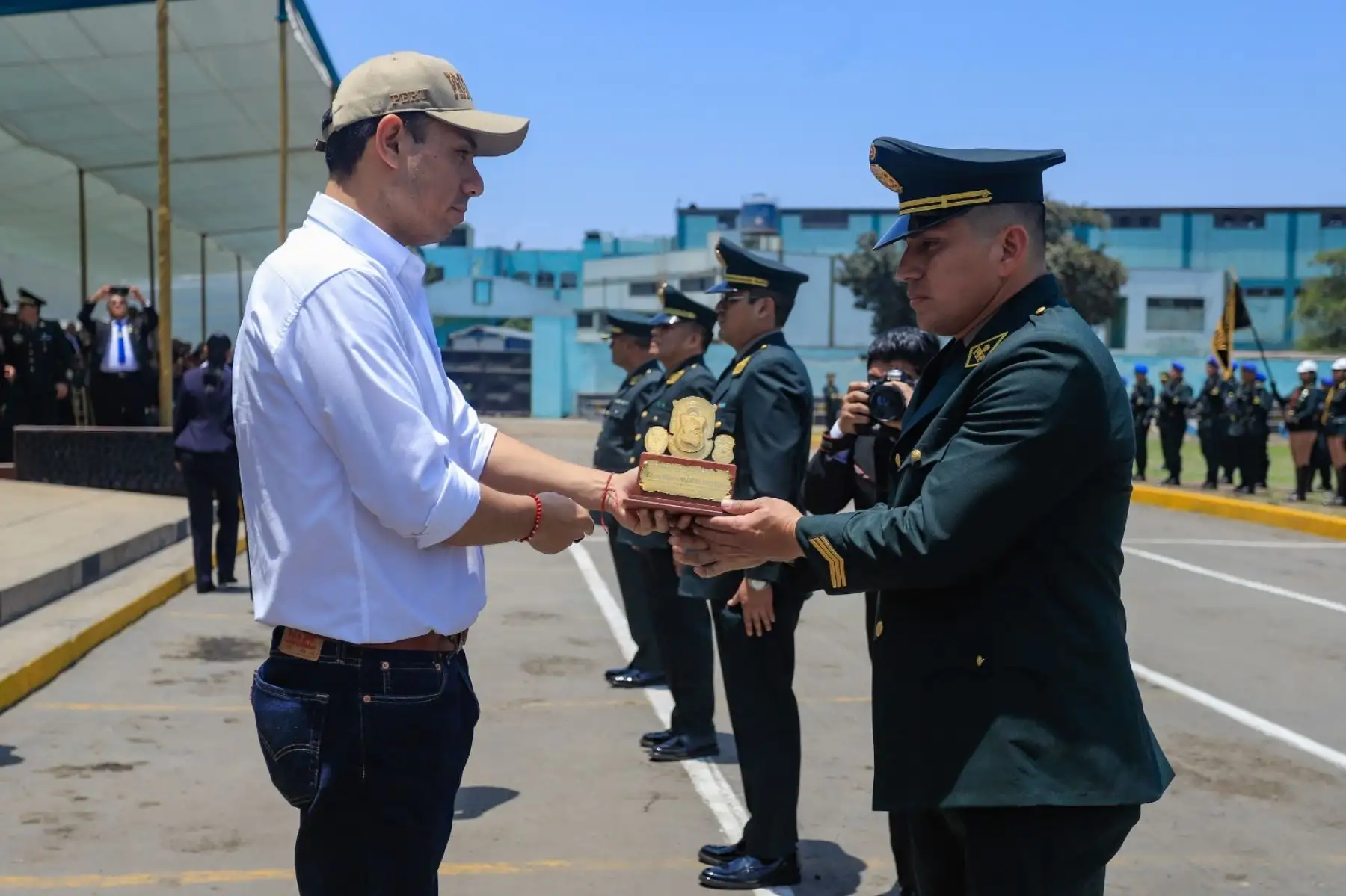 El presidente de la república, José Jerí Oré, participa en la ceremonia por el 103.° aniversario de la Dirección de Seguridad del Estado. Foto: ANDINA/Prensa Presidencia