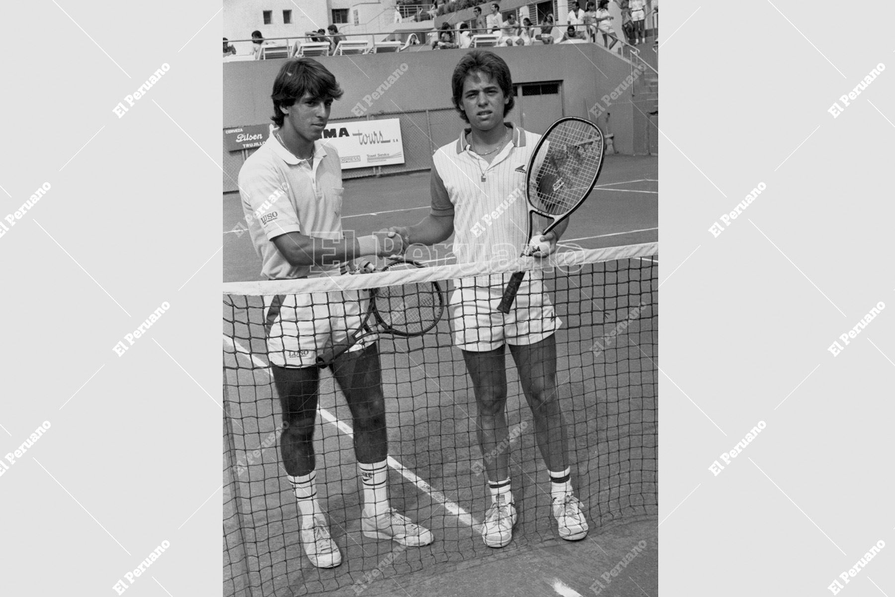 Lima - 26 enero 1985 / Jaime Yzaga, quinto del ranking mundial de la categoría 16 años, participa con éxito en el torneo internacional Inca Bowl en el Terrazas de Miraflores. Foto: Archivo Histórico de El Peruano / Virgilio Molero
