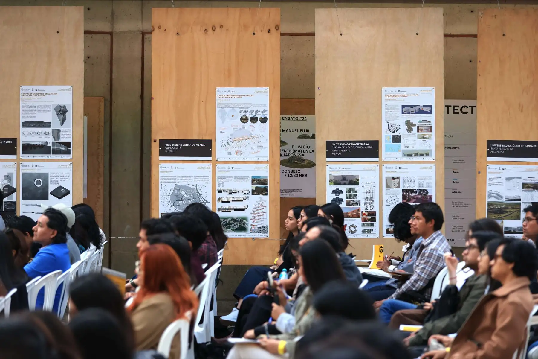 El Colegio de Arquitectos del Perú inaugura el XIX Congreso Nacional de Arquitectos en la PUCP.  En el evento participan el viceministro de Vivienda, Arq. David Ramos, la decana nacional CAP, Arq. Lourdes Giusti; el decano de la Fac. de Arquitectura PUCP, Arq. Paulo Dam y además los representantes de la Federación Panamericana de Asociaciones de Arquitectos (FPAA), quienes realizan un Foro sobre los concursos de arquitectura y la vivienda social.
Foto: ANDINA/Jhonel Rodríguez Robles
