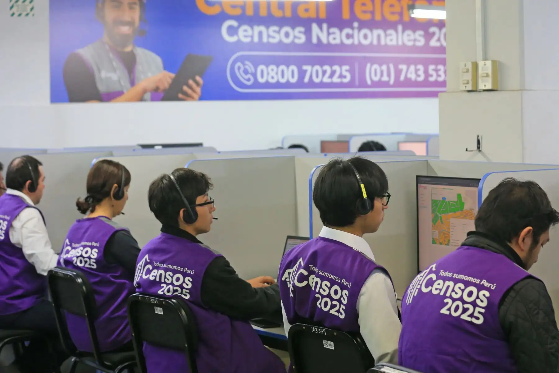 El Instituto Nacional de Estadística e Informática (INEI) informará desde la Central Telefónica de los Censos 2025 sobre los  servicios que brinda esta central en la atención a la ciudadanía durante el proceso censal que culmina el 31 de octubre. Foto: ANDINA/Héctor Vinces