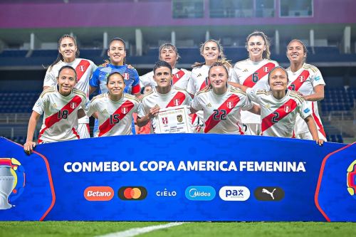 Selección peruana femenina