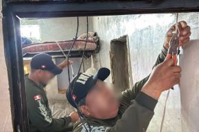 Esta medida tiene como objetivo limitar el uso de dispositivos electrónicos no autorizados que podrían encontrarse ocultos al interior del centro penitenciario, fortaleciendo así las acciones de control, seguridad y orden dentro de los penales.ANDINA/Difusión