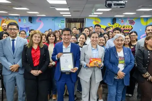 Julio Garay, creador de la galleta Nutri H, se ha convertido en el primer egresado en volverse aliado de Pronabec. Foto: ANDINA/Difusión