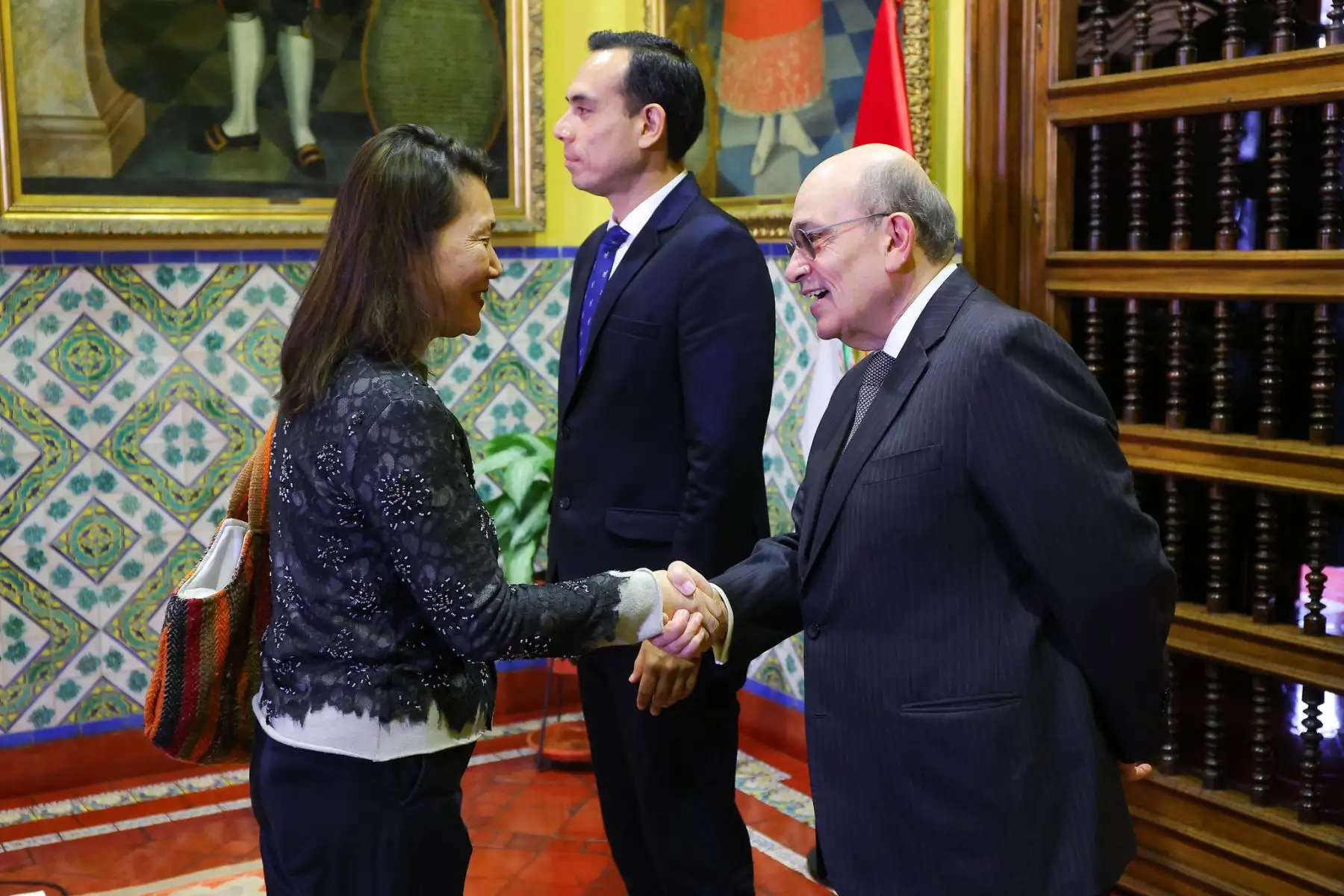En el Palacio de Torre Tagle, el presidente José Jerí Oré y el canciller Hugo de Zela recibieron el saludo protocolar del Cuerpo Diplomático acreditado en el país. Foto: ANDINA/Prensa Presidencia En el Palacio de Torre Tagle, el presidente José Jerí Oré y el canciller Hugo de Zela recibieron el saludo protocolar del Cuerpo Diplomático acreditado en el país. Foto: ANDINA/Prensa Presidencia