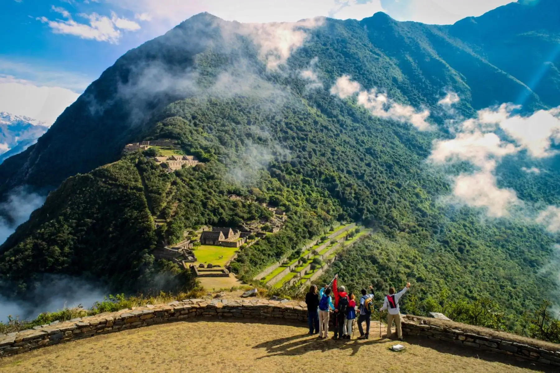 La reconocida guía de viajes resaltó nuestra riqueza cultural y gastronómica como factores para visitar el Perú. Turismo Foto: ANDINA/Difusión La reconocida guía de viajes resaltó nuestra riqueza cultural y gastronómica como factores para visitar el Perú. Turismo Foto: ANDINA/Difusión