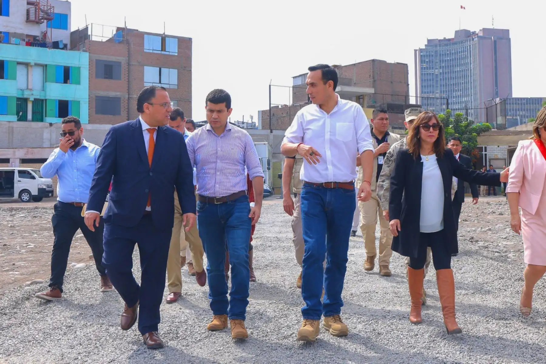 El presidente José Jerí inspeccionó el expenal San Jorge, en el Cercado de Lima, para evaluar la posible instalación de un centro temporal de detención, como parte de las acciones para luchar contra la criminalidad. Foto: ANDINA/Prensa Presidencia El presidente José Jerí inspeccionó el expenal San Jorge, en el Cercado de Lima, para evaluar la posible instalación de un centro temporal de detención, como parte de las acciones para luchar contra la criminalidad. Foto: ANDINA/Prensa Presidencia