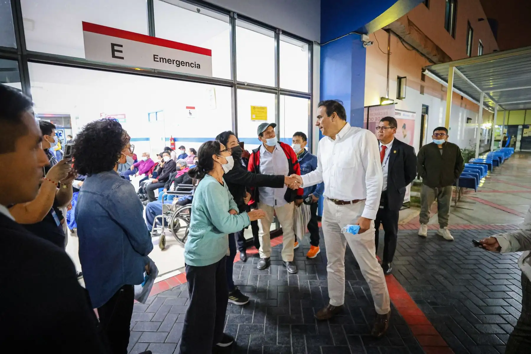 Ministro Óscar Fernández realizó visita de inspección al Hospital EsSalud Aurelio Díaz Ufano - San Juan de Lurigancho Ministro Óscar Fernández realizó visita de inspección al Hospital EsSalud Aurelio Díaz Ufano - San Juan de Lurigancho