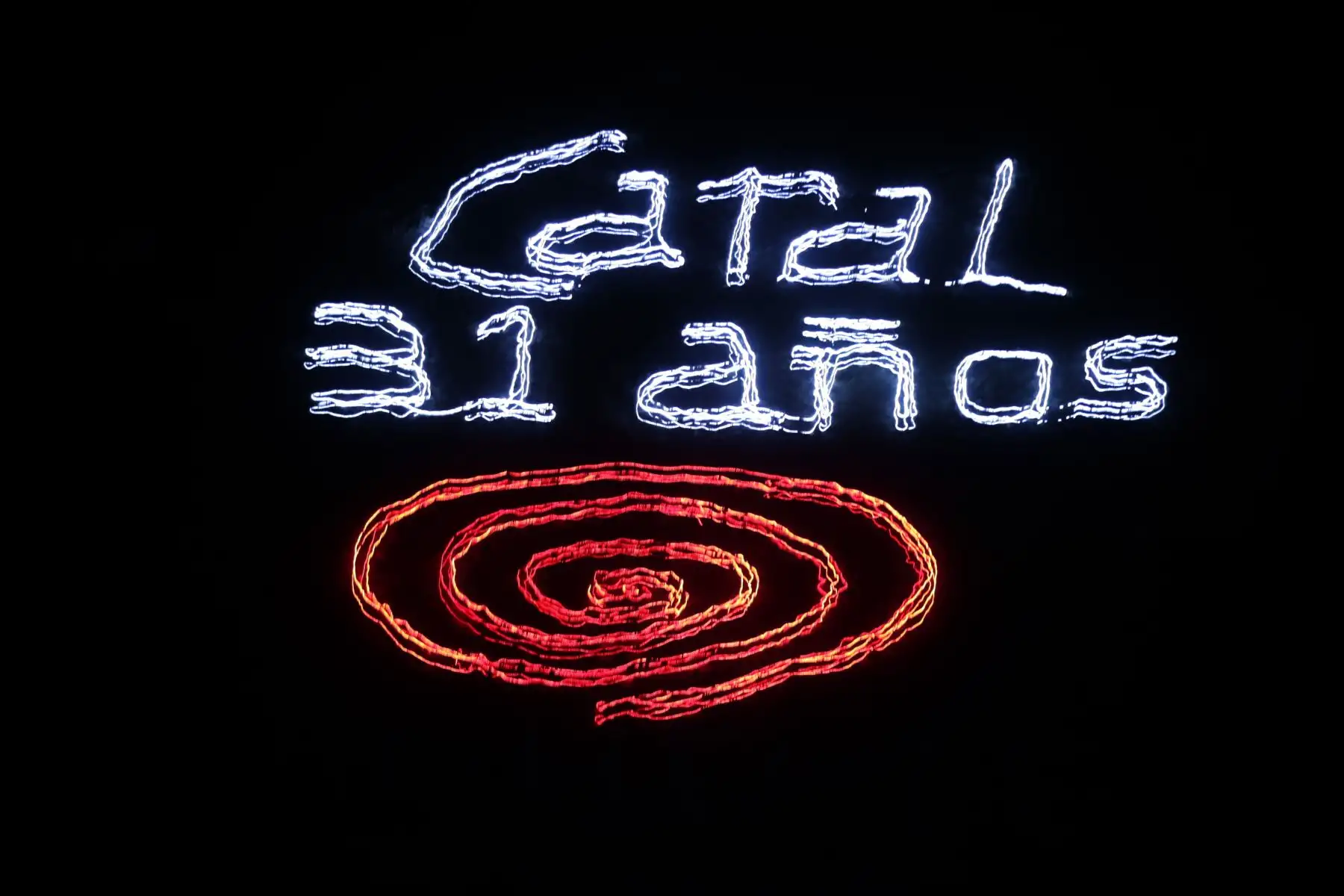 Caral Raymi, Se inicia la ceremonia tradicional en el altar del fuego ubicado a la falda del cerro Gozne Foto: ANDINA/Vidal Tarqui Caral Raymi, Se inicia la ceremonia tradicional en el altar del fuego ubicado a la falda del cerro Gozne Foto: ANDINA/Vidal Tarqui