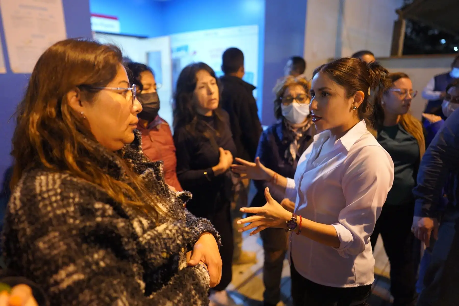 Ministra de Desarrollo e Inclusión Social, Lesly Shica Seguil realiza visita inopinada al hospital Rebagliati.
Foto: Midis Ministra de Desarrollo e Inclusión Social, Lesly Shica Seguil realiza visita inopinada al hospital Rebagliati.
Foto: Midis