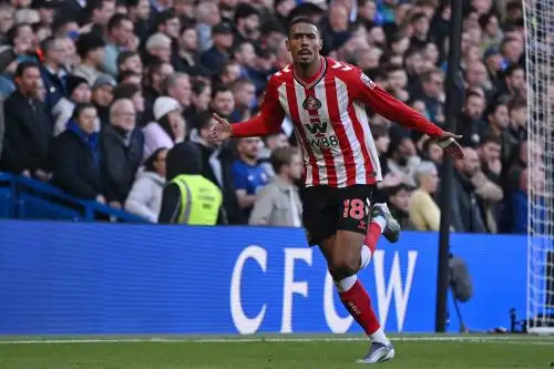 Wilson Isidor del Sunderland celebra el gol del 1-1 durante el partido de la Premier League inglesa entre el Chelsea FC y el AFC Sunderland. Foto: EFE