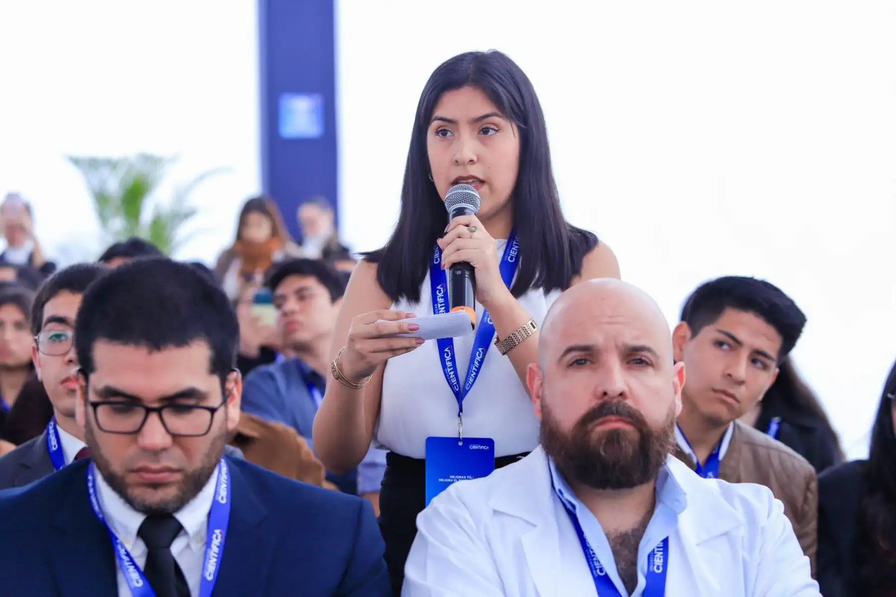 El presidente José Jerí Oré participa en la Audiencia Voz Universitaria, realizada en la Universidad Científica del Sur. Ahí absolvió preguntas de los jóvenes universitarios sobre empleabilidad, salud, lucha contra la criminalidad y oportunidades de desarrollo para los peruanos.
Foto: ANDINA/ Prensa Presidencia El presidente José Jerí Oré participa en la Audiencia Voz Universitaria, realizada en la Universidad Científica del Sur. Ahí absolvió preguntas de los jóvenes universitarios sobre empleabilidad, salud, lucha contra la criminalidad y oportunidades de desarrollo para los peruanos.
Foto: ANDINA/ Prensa Presidencia