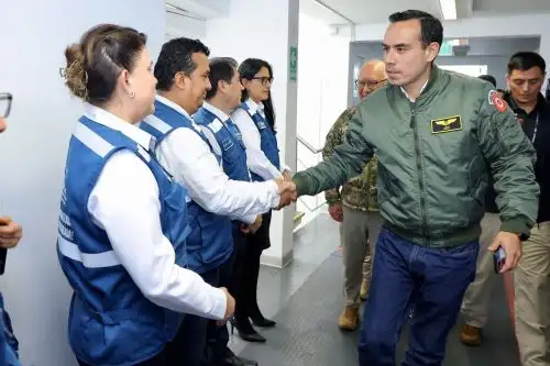 Presidente José Jerí  evalúa  nuevos riesgos ante desastres naturales en reunión en el Cenepred