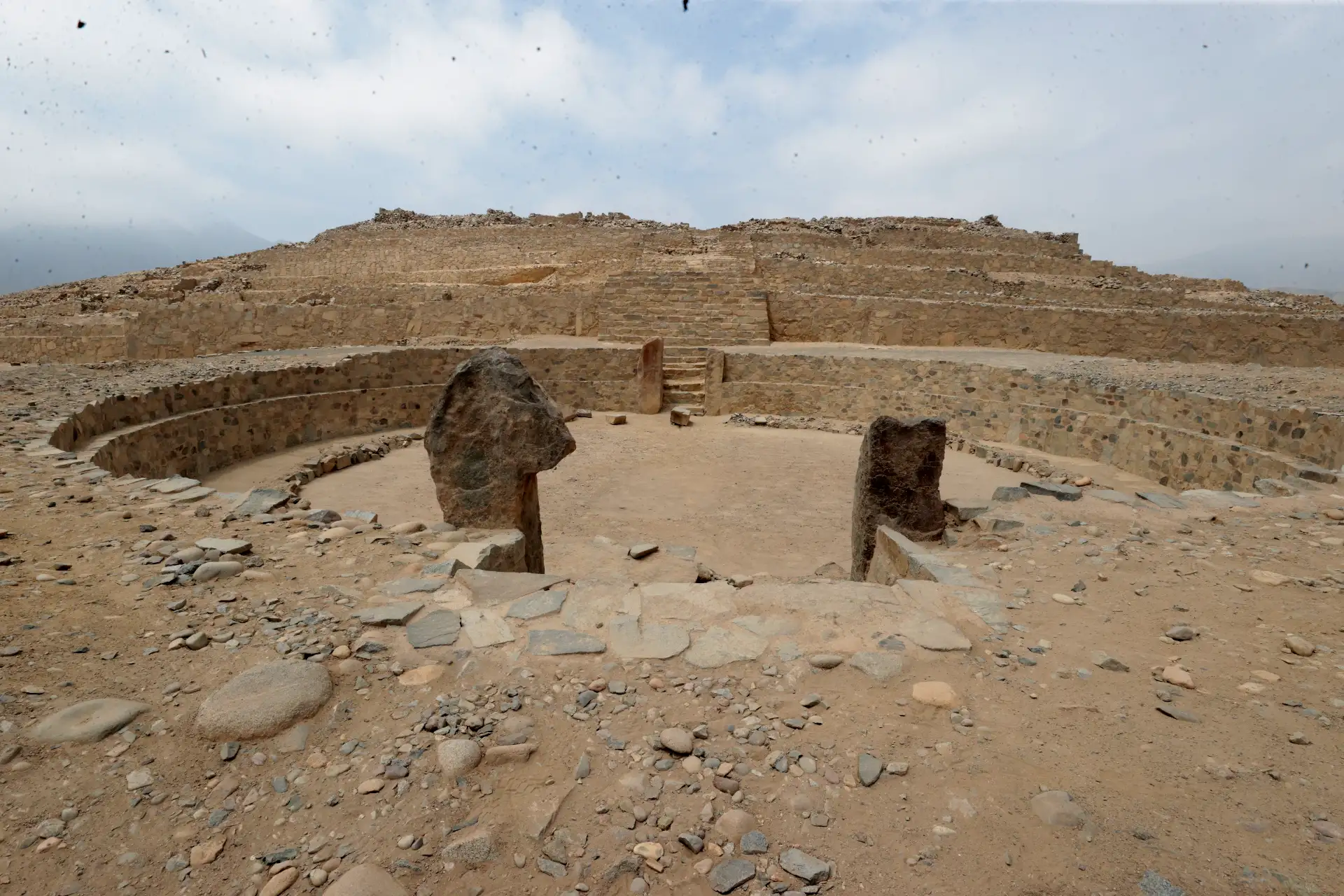 Para celebrar los 31 años del inicio de las labores de investigación, conservación y difusión del legado de la Civilización Caral, desde el Ministerio de Cultura se ha programado la realización del Caral Raymi: evento que entre los días 24 y 25 de octubre comprenderá actividades culturales y lúdicas diversas.
Foto: ANDINA/Vidal Tarqui Para celebrar los 31 años del inicio de las labores de investigación, conservación y difusión del legado de la Civilización Caral, desde el Ministerio de Cultura se ha programado la realización del Caral Raymi: evento que entre los días 24 y 25 de octubre comprenderá actividades culturales y lúdicas diversas.
Foto: ANDINA/Vidal Tarqui