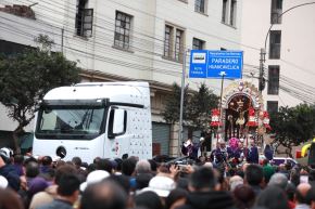 La imagen del Señor de los Milagros visitará las calles del Callao este domingo 26. Foto : ANDINA 