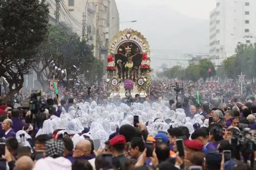 Señor de los Milagros: este martes 28 será su quinto recorrido procesional. Conoce su ruta. Foto: ANDINA/archivo.