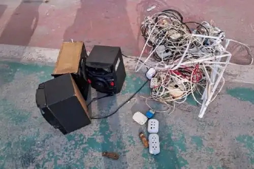 INPE realiza revisiones ordinarias en penales Callao, Huacho y Mujeres Chorrillos hallando artículos prohibidos. Foto: Difusión