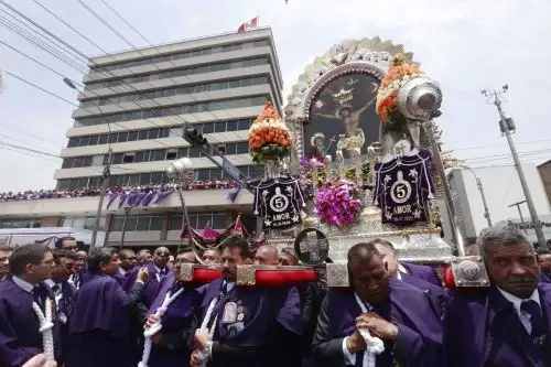 Editora Perú rendirá homenaje al Señor de los Milagros este martes 28 de octubre. Foto: ANDINA/archivo.