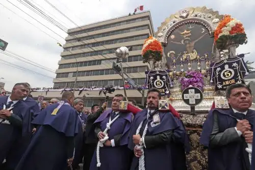 Editora Perú rinde homenaje al Señor de los Milagros hoy martes 28 de octubre