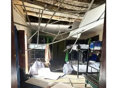 Descartan daños personales tras el colapso de la comisaría de Tayabamba, ubicada en la provincia de Pataz, región La Libertad.