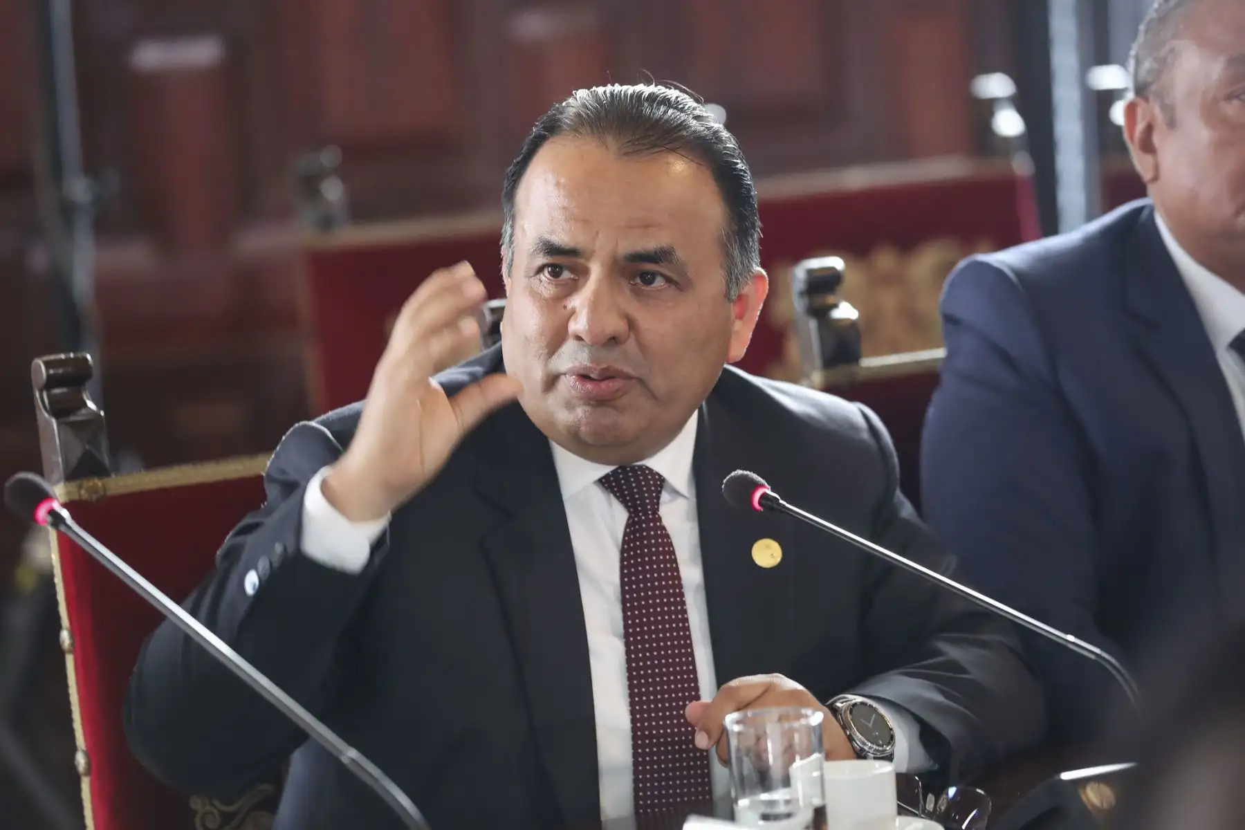 Presidente José Jerí participa en la Mesa de trabajo denominada “Desburocratización: Eliminación de barreras burocráticas municipales en fiscalización de centros comerciales”. Foto: ANDINA/Prensa Presidente José Jerí participa en la Mesa de trabajo denominada “Desburocratización: Eliminación de barreras burocráticas municipales en fiscalización de centros comerciales”. Foto: ANDINA/Prensa