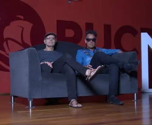 “Voces del Acustirock: Desenchufados” con Wicho García y Pelo Madueño.