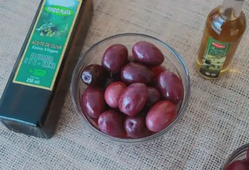 El primer concurso regional de aceite de oliva extra virgen de Tacna tiene como objetivo promover la competitividad e impulsar la identidad regional de productos emblemáticos tacneños. Foto: ANDINA/difusión.