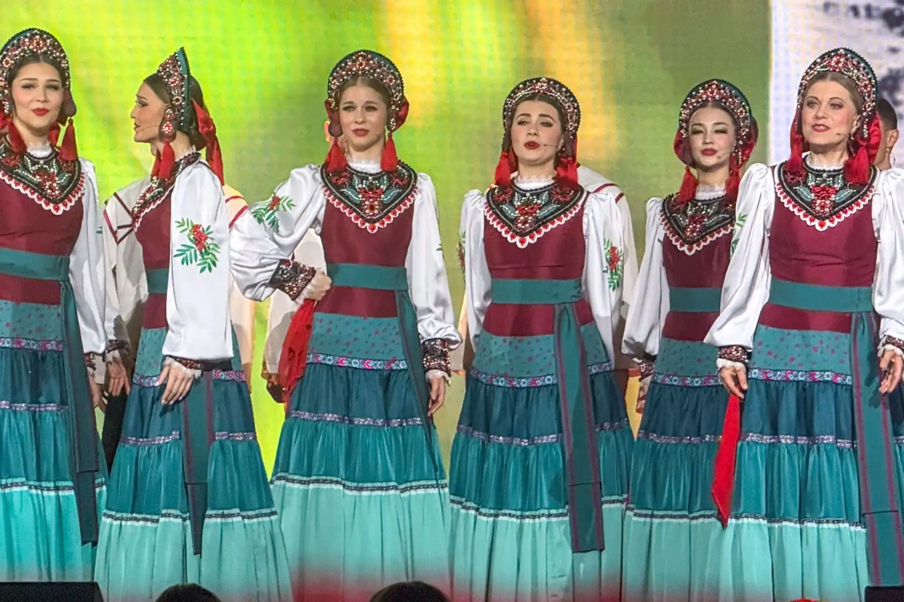 Rusia conmemoró los 100 años de su diplomacia pública con la cuarta edición del Honest View Media Award, organizado por Rossotrudnichestvo. El certamen reunió a más de cien periodistas de todo el mundo y recibió 821 postulaciones de 75 países. Entre los nominados destacó el peruano Luis Iparraguirre, autor de una crónica sobre el papel de la fotografía en la memoria histórica de la Segunda Guerra Mundial. Foto: ANDINA/Luis Iparraguirre Rusia conmemoró los 100 años de su diplomacia pública con la cuarta edición del Honest View Media Award, organizado por Rossotrudnichestvo. El certamen reunió a más de cien periodistas de todo el mundo y recibió 821 postulaciones de 75 países. Entre los nominados destacó el peruano Luis Iparraguirre, autor de una crónica sobre el papel de la fotografía en la memoria histórica de la Segunda Guerra Mundial. Foto: ANDINA/Luis Iparraguirre