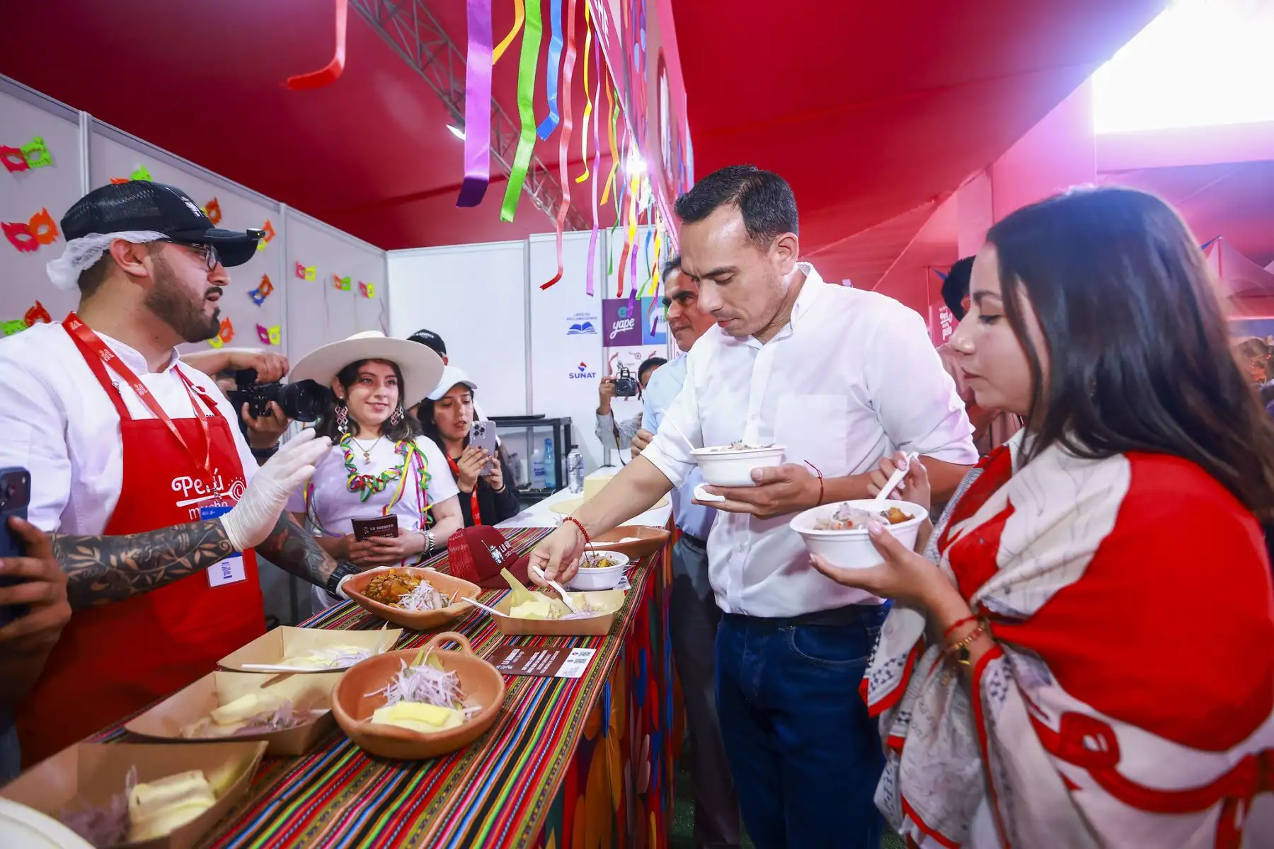 El presidente José Jerí Oré participa en la inauguración de la feria gastronómica Perú Mucho Gusto. Foto: ANDINA/Prensa Presidencia