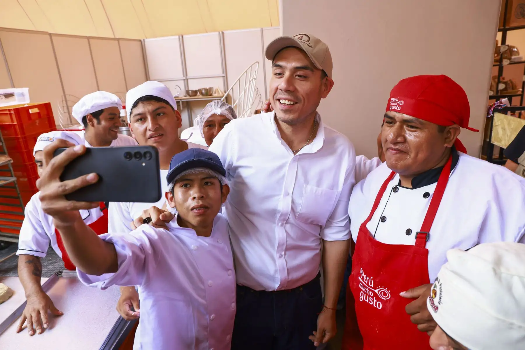 El presidente José Jerí Oré participa en la inauguración de la feria gastronómica Perú Mucho Gusto. Foto: ANDINA/Prensa Presidencia