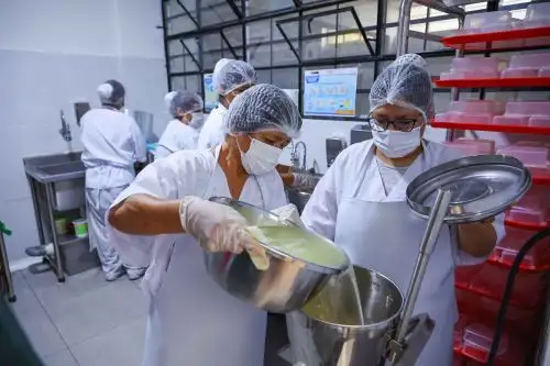 MIDAGRI  supervisa distribución de alimentos escolares para garantizar nutrición y salud infantil en Independencia