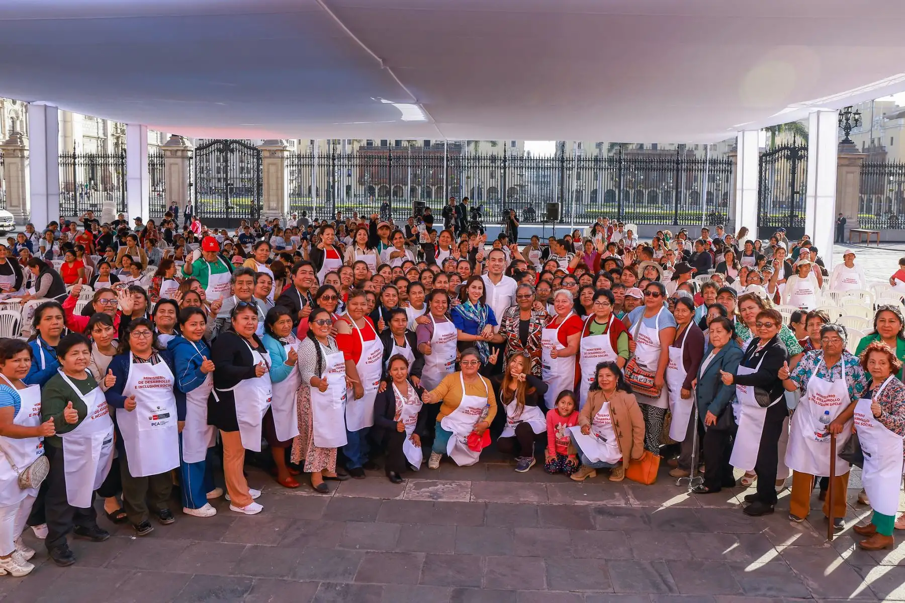 Presidente José Jerí anuncio de incremento del presupuesto del Programa de Complementación Alimentaria (PCA) para mejorar la alimentación de comedores y ollas comunes. Foto: ANDINA/Prensa Presidencia Presidente José Jerí anuncio de incremento del presupuesto del Programa de Complementación Alimentaria (PCA) para mejorar la alimentación de comedores y ollas comunes. Foto: ANDINA/Prensa Presidencia
